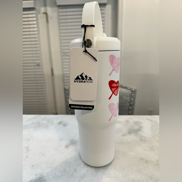 HYDRAPEAK Unique & Limited Edition Artisan Collection Heart Shaped Glasses - Picture 7 of 12